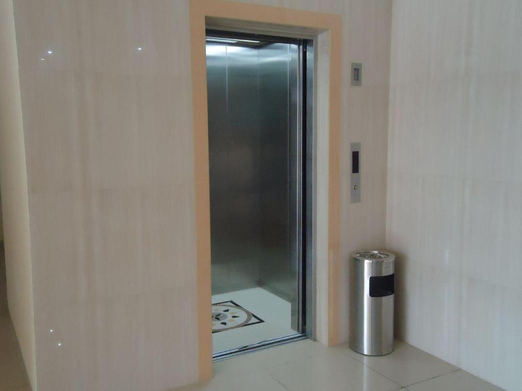 Hotel Makmur Tarakan Ngoại thất bức ảnh